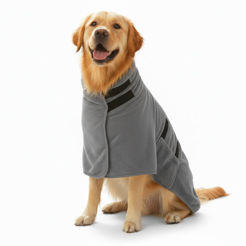 Hunde Bademantel - schnell trocknend & individuell anpassbar