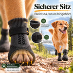 Nahaufnahme des PawGuard Hundeschuhs am Bein mit elastischem Bündchen und verstellbarem Klettverschluss