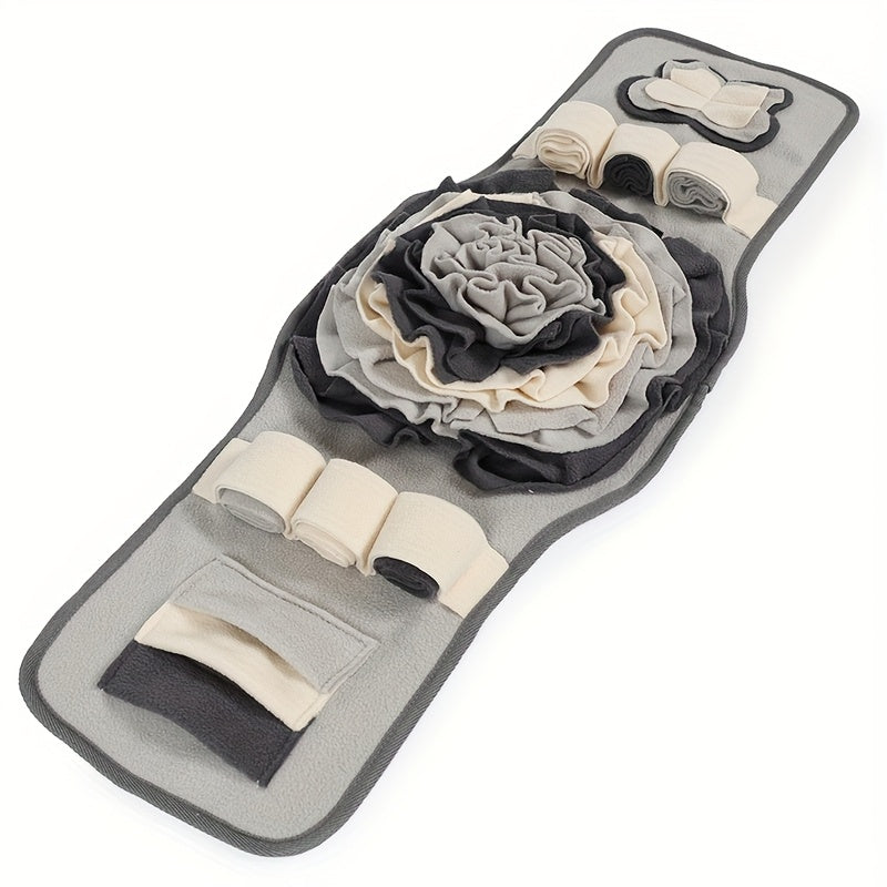 Lange Schnüffelmatte für Hunde in Grau mit Stoffblüte in Grau und Beige, Stoffrollen und Taschen zum Verstecken von Leckerlis
